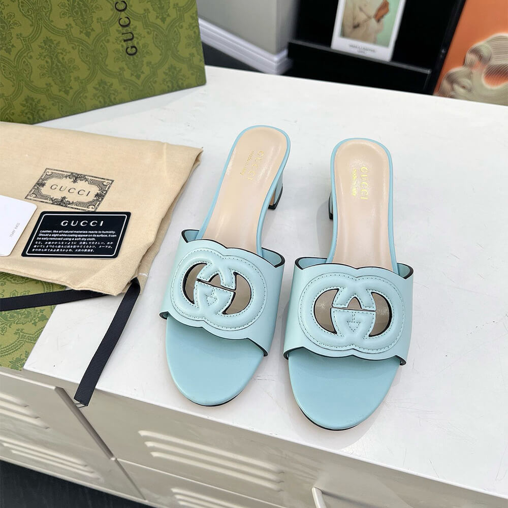 GUCCI Women s Interlocking G slide sandal