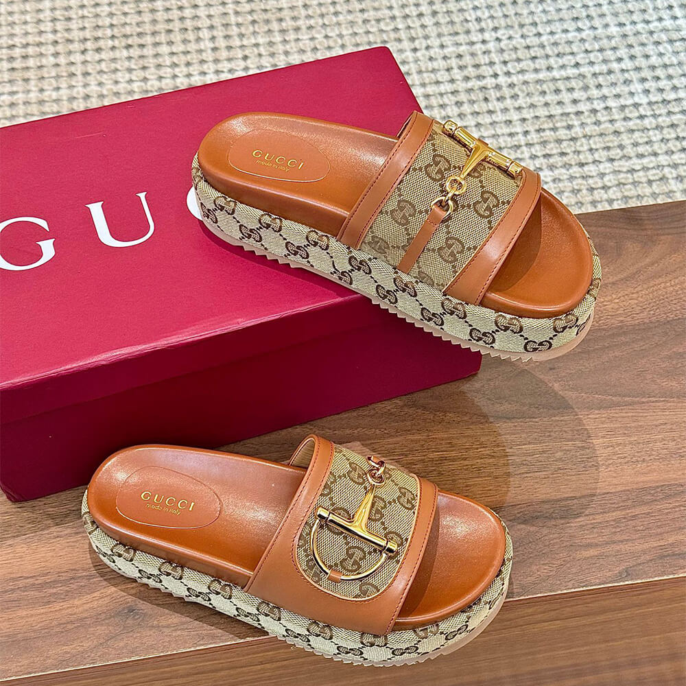 GUCCI Women s platform slide sandal