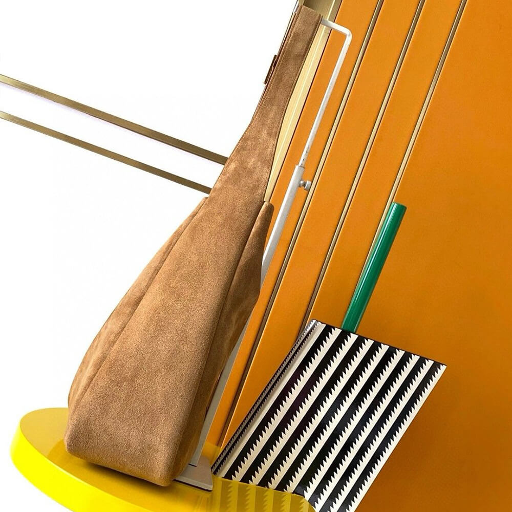 YSL LE 5 �� 7 supple SUEDE LARGE