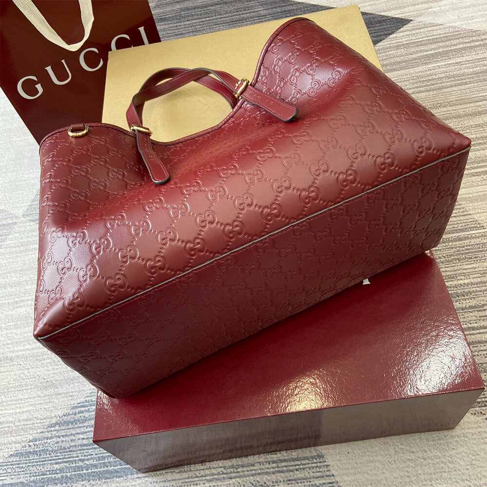 GG Emblem large tote bag