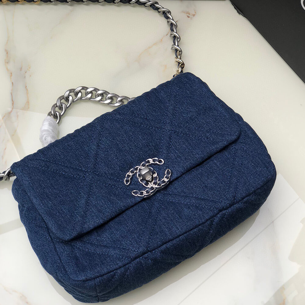 CHANEL 19 Handbag