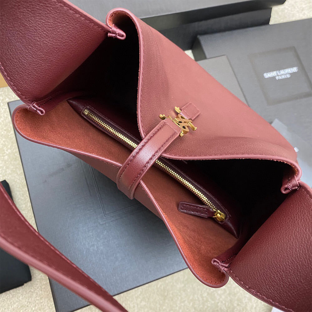 YSL le 5 a 7 supple small