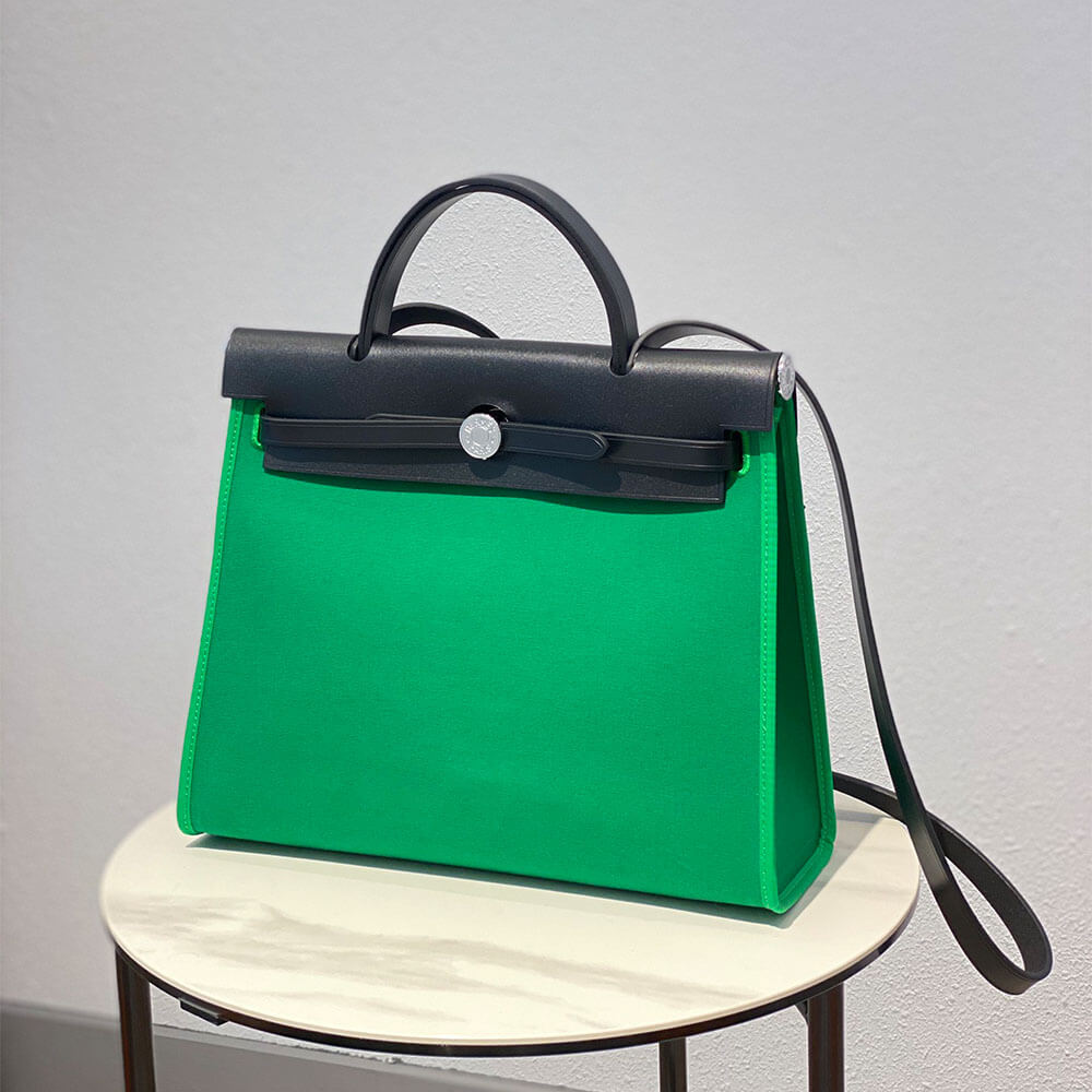 HERMES Herbag Zip 31 bag