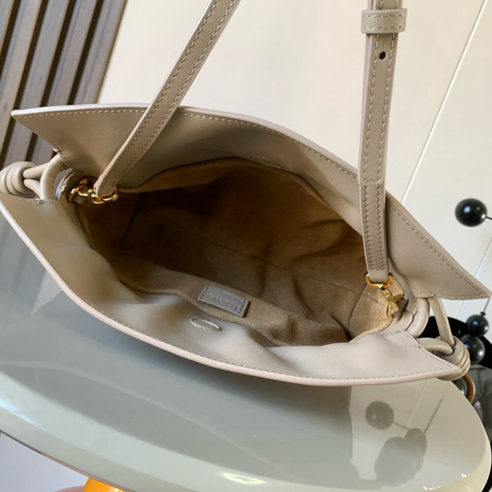 Loewe Mini Flamenco clutch in nappa calfskin(HIGH-END GRADE)